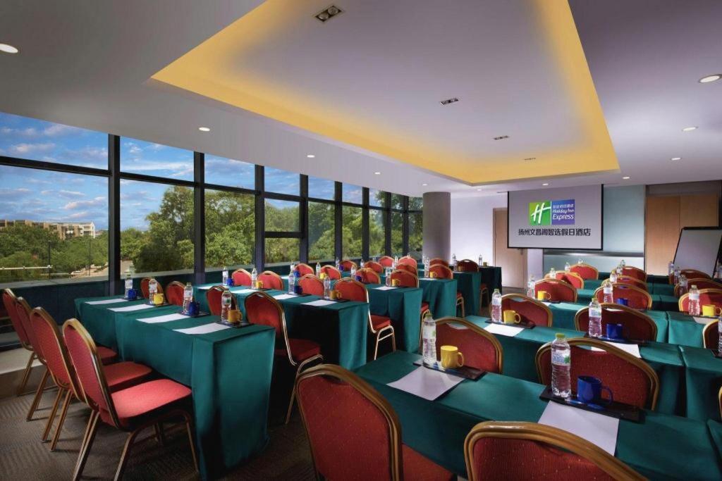 Holiday Inn Express Yangzhou City Center By Ihg Luaran gambar